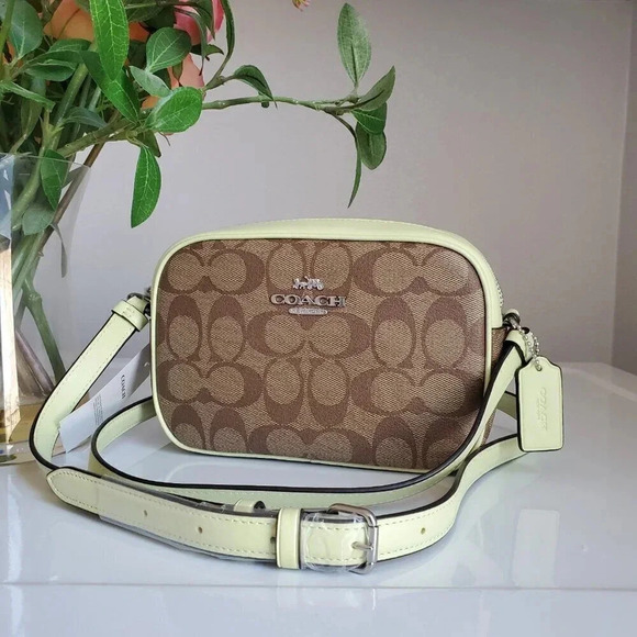 Coach crossbody Jamie camera bag in pale lime - Picture 2 of 7